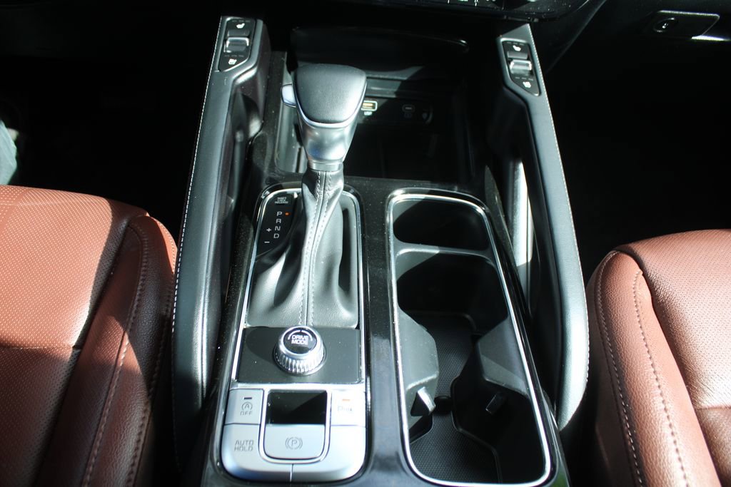 Certified 2024 Kia Telluride EX w/ EX Captain's Chair Package image 38