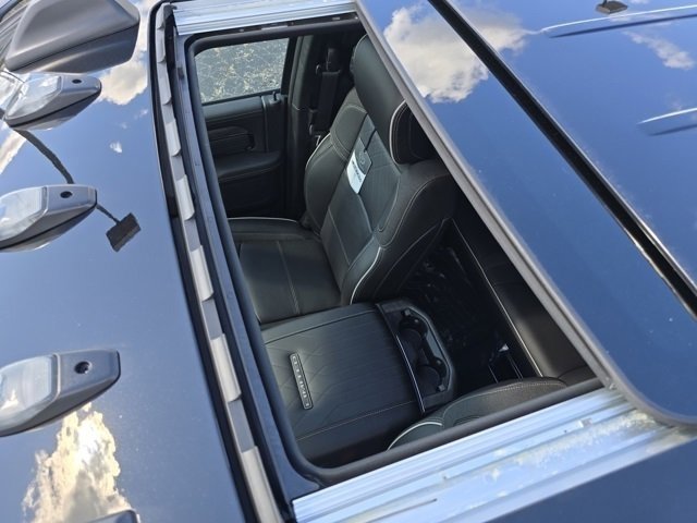 Used 2026 RAM 2500 Limited AWD/4WD image 5