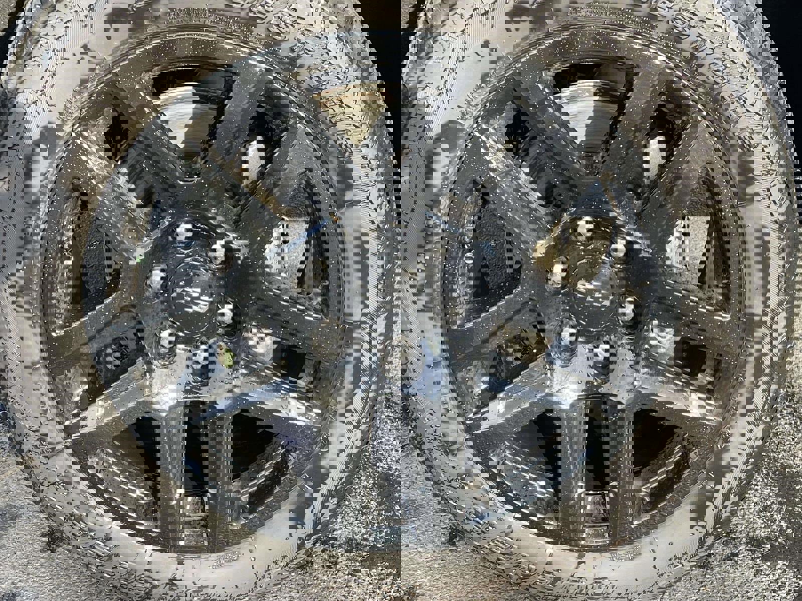 Used 2025 Chevrolet Colorado Z71 w/ Technology Package image 9