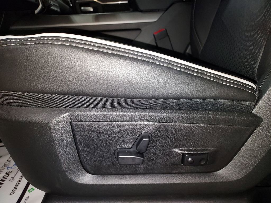 New 2026 RAM 3500 Big Horn w/ Laramie Trim Package image 18