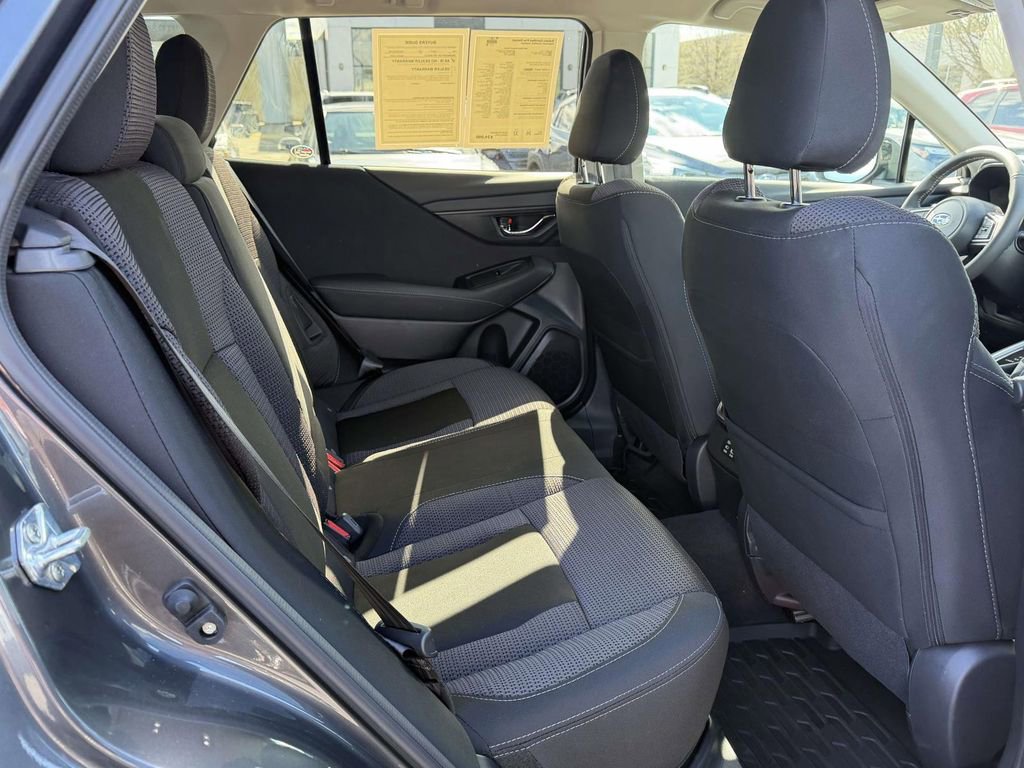 Used 2025 Subaru Outback Premium image 13