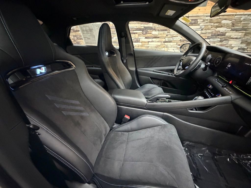 Certified 2024 Hyundai Elantra N image 15