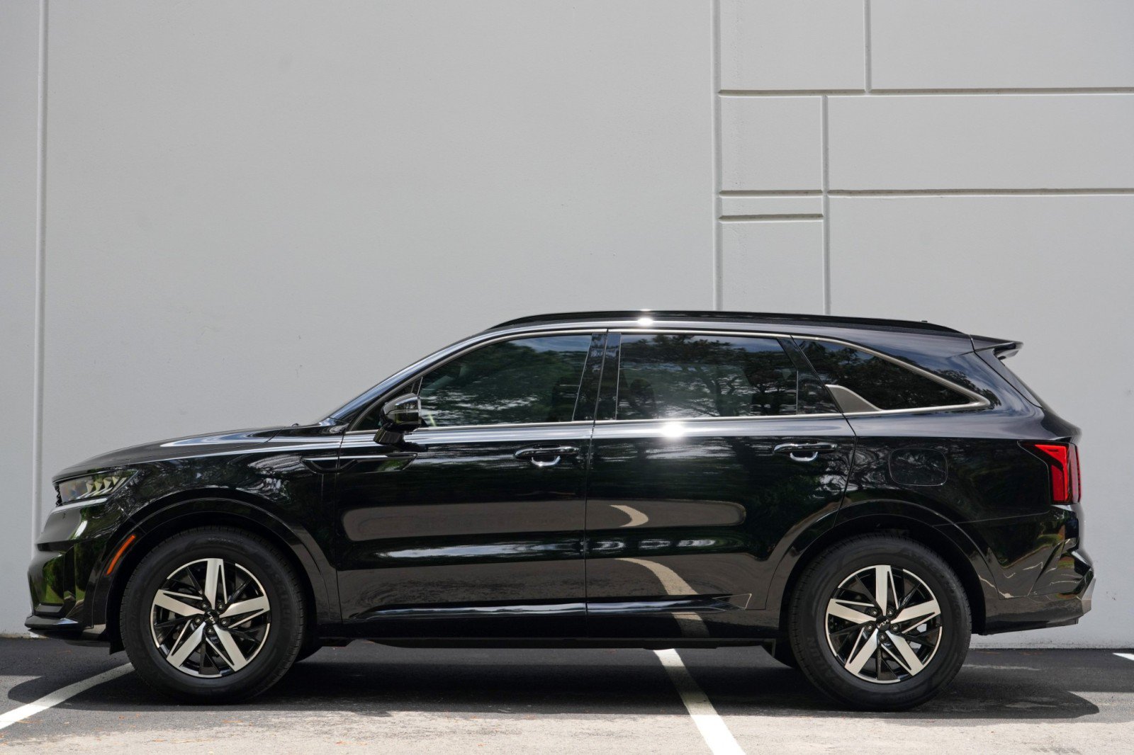 Used 2023 Kia Sorento S w/ Panoramic Sunroof Package FWD image 8