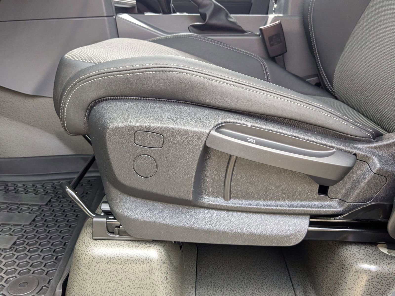 Used 2024 INEOS Grenadier image 15