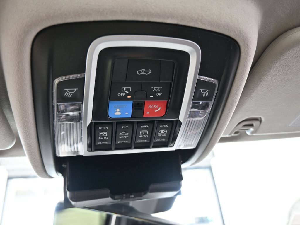 Used 2026 RAM 1500 Tungsten AWD/4WD image 23