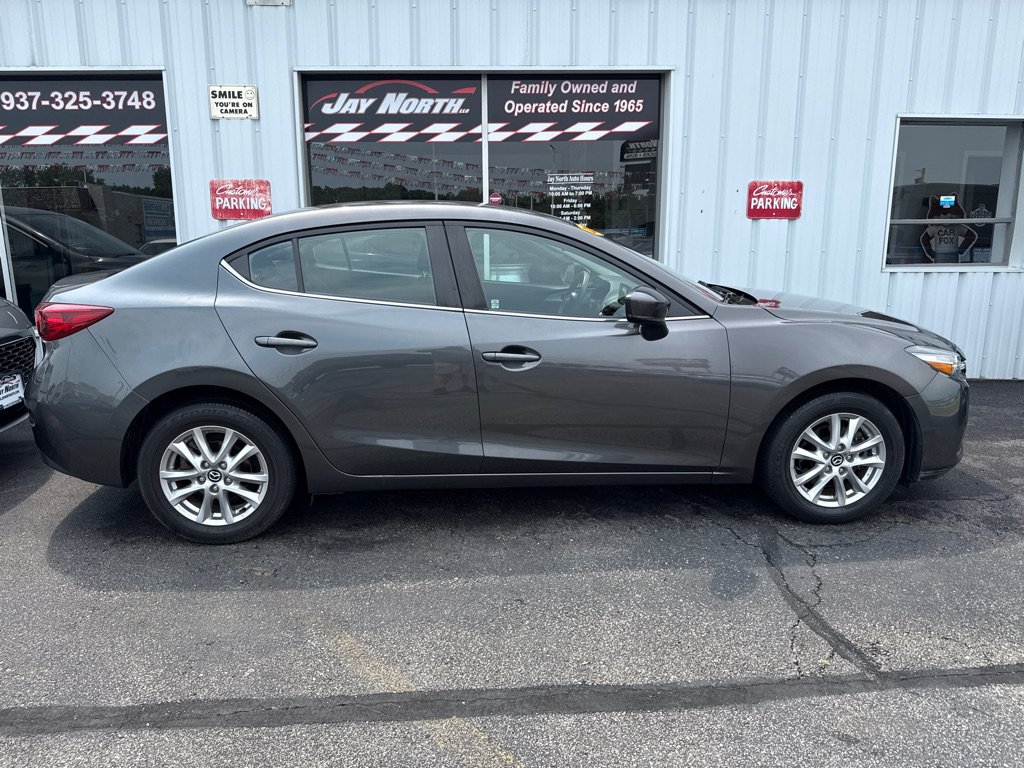Used 2018 MAZDA MAZDA3 Sport w/ Preferred Equipment Package FWD image 6