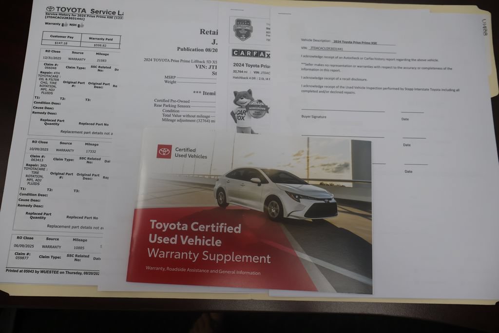 Certified 2024 Toyota Prius Prime FWD image 26