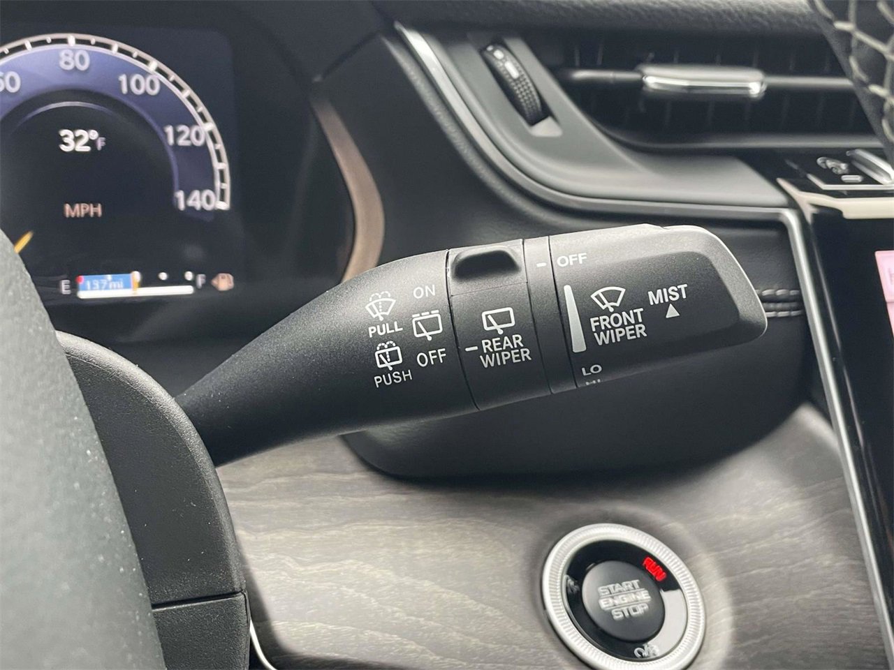 New 2025 Jeep Grand Cherokee L Limited image 38