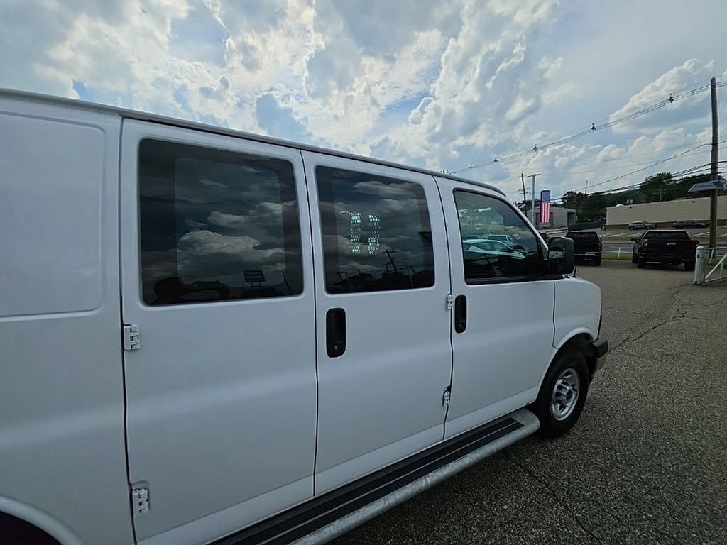 Used 2025 GMC Savana 2500 w/ Driver Convenience Package RWD image 29