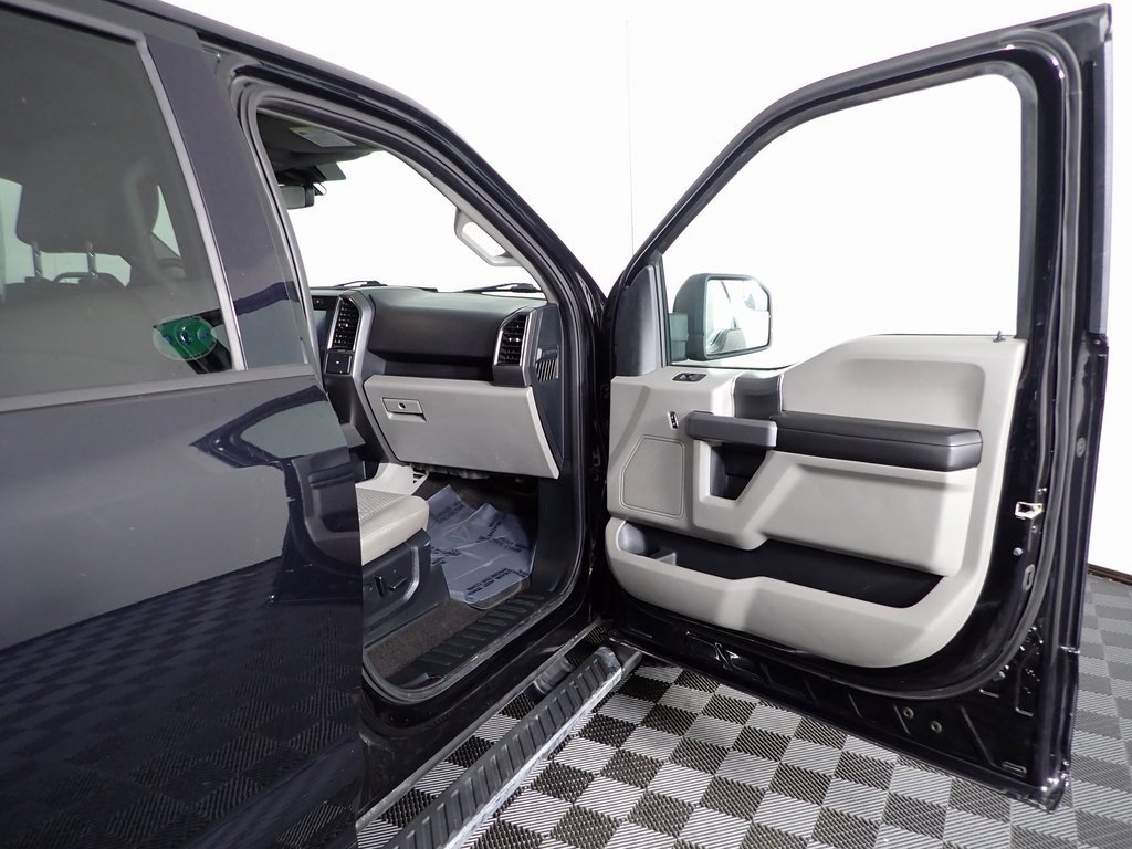 Used 2019 Ford F150 XLT w/ Equipment Group 302A Luxury image 31