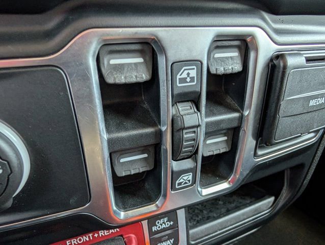 Used 2020 Jeep Gladiator Rubicon image 20
