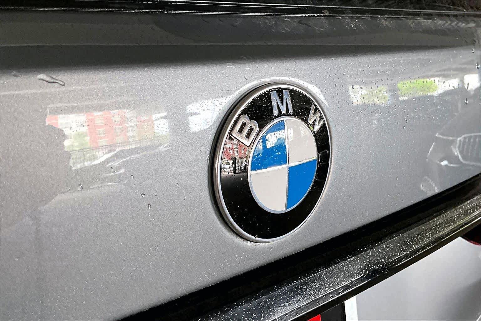 Used 2025 BMW X7 xDrive40i w/ Executive Package image 30