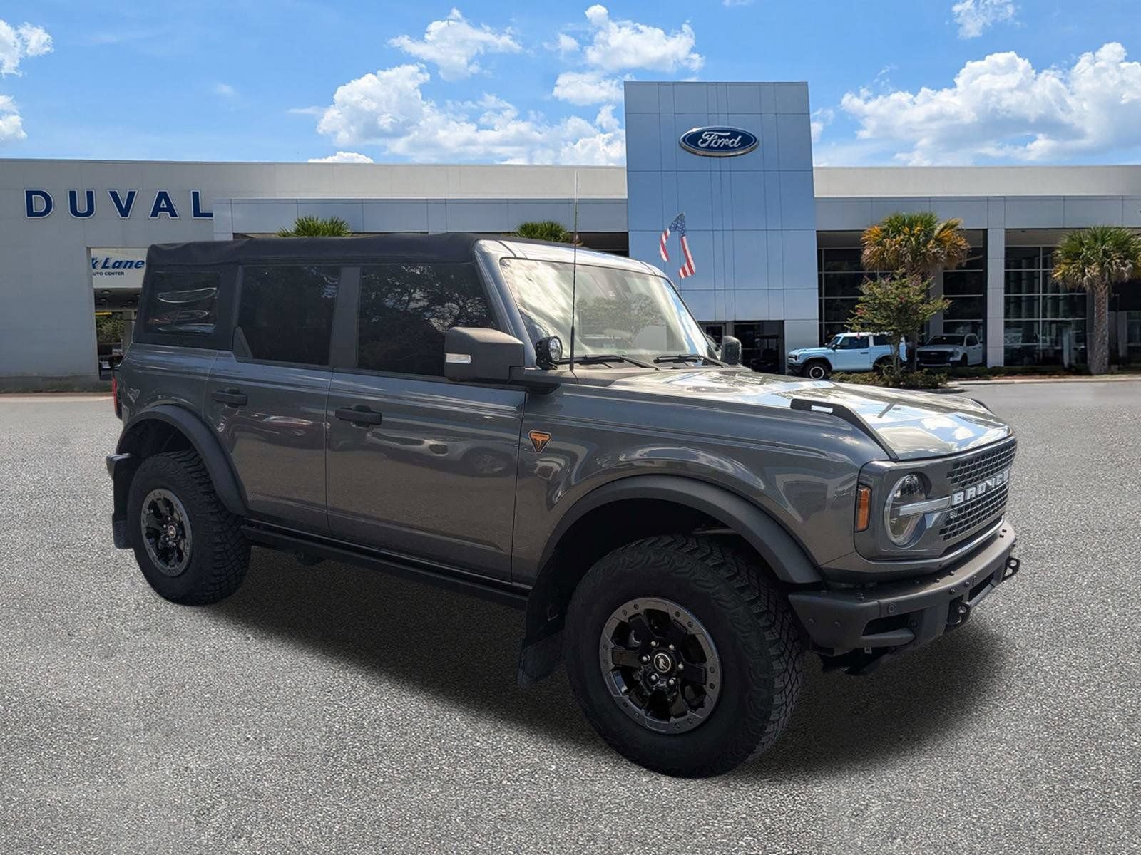Used 2021 Ford Bronco Badlands AWD/4WD image 2