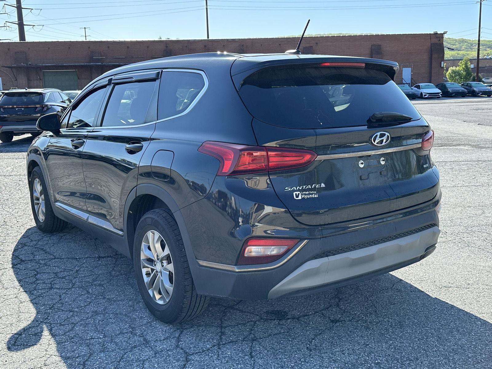 Used 2019 Hyundai Santa Fe SE AWD/4WD image 6
