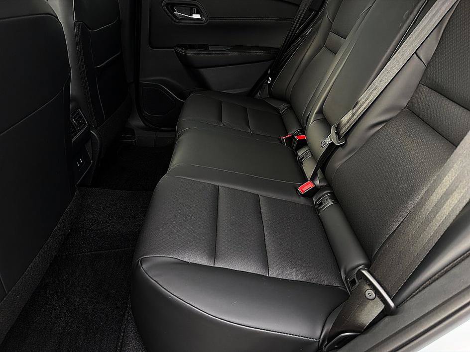 Used 2026 Nissan Rogue Dark Armor FWD image 9