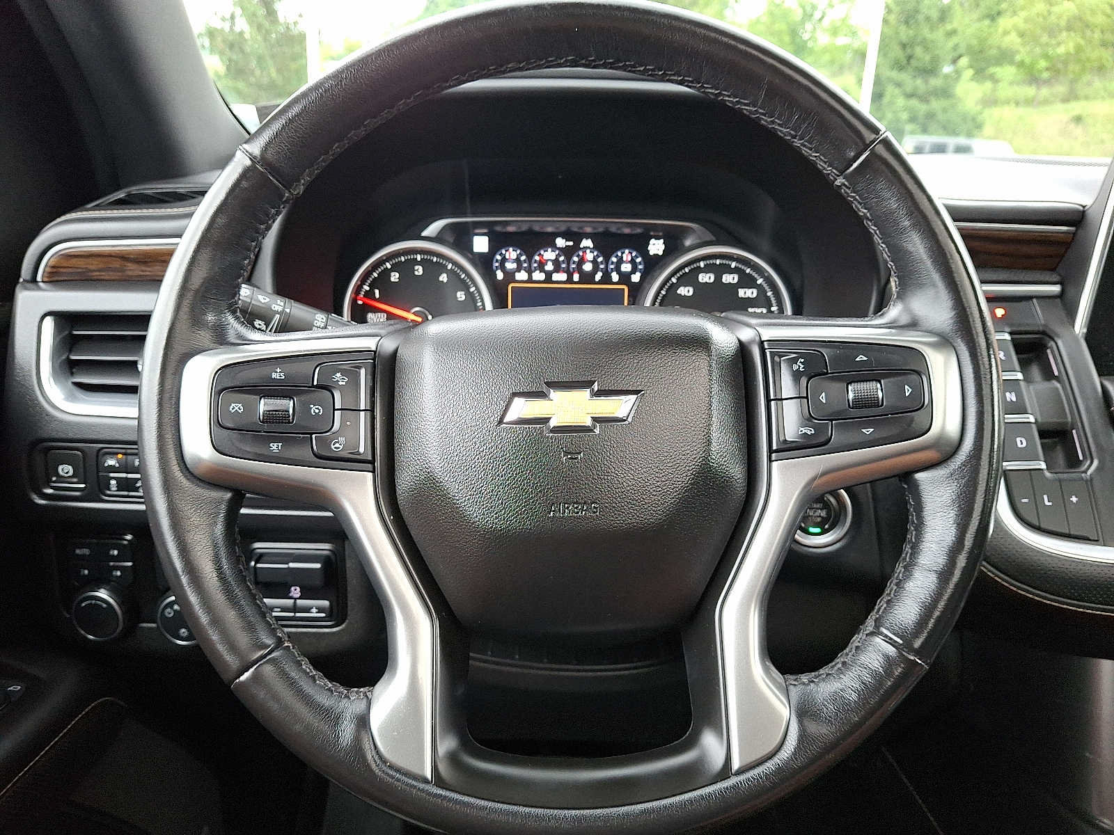 Used 2021 Chevrolet Tahoe Premier w/ Premium Package AWD/4WD image 20