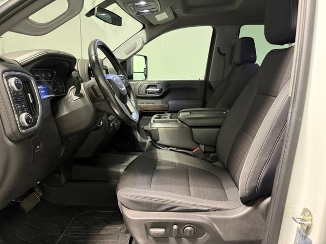 Used 2022 GMC Sierra 2500 SLE w/ SLE Value Package; AWD/4WD image 11