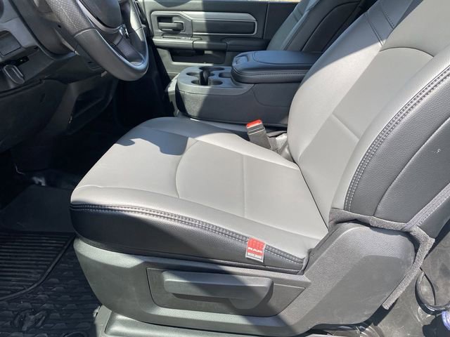 New 2023 RAM 5500 Tradesman image 10