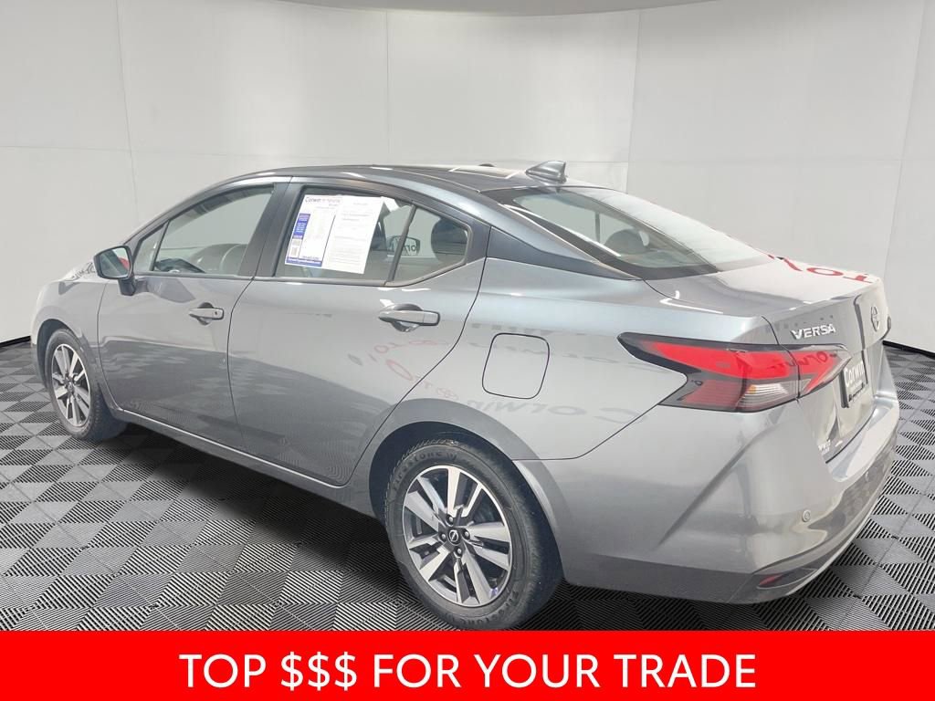 Used 2024 Nissan Versa SV FWD image 2