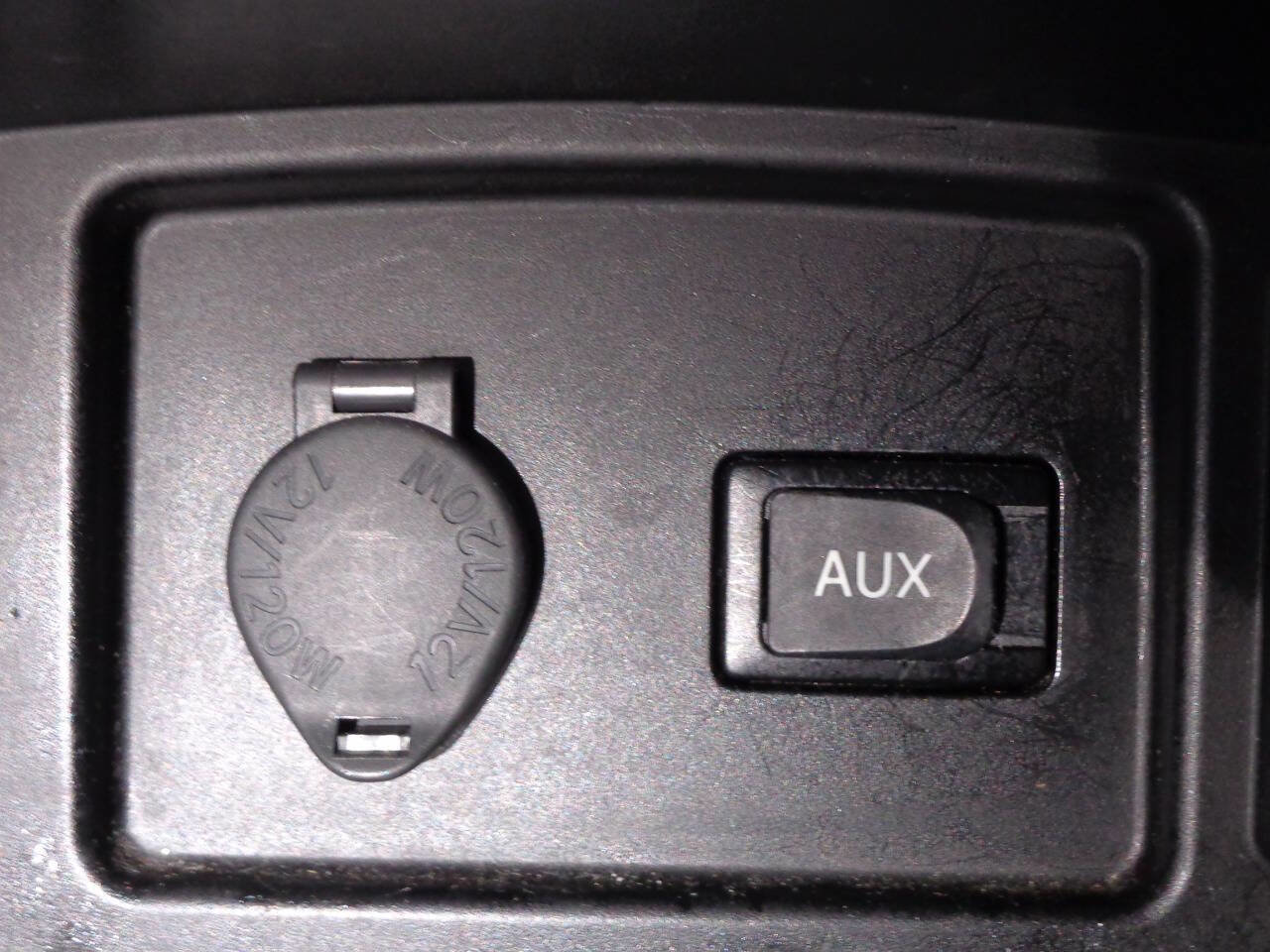 Used 2011 Toyota Camry LE image 20