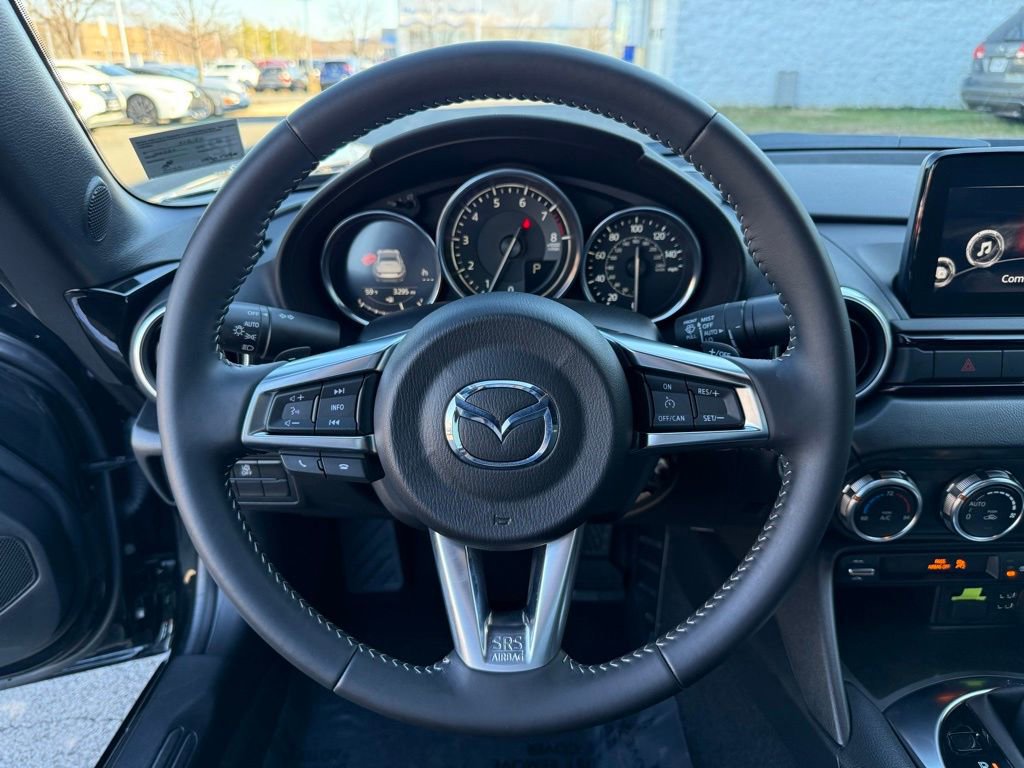 Used 2022 MAZDA MX-5 Miata RF Grand Touring image 15