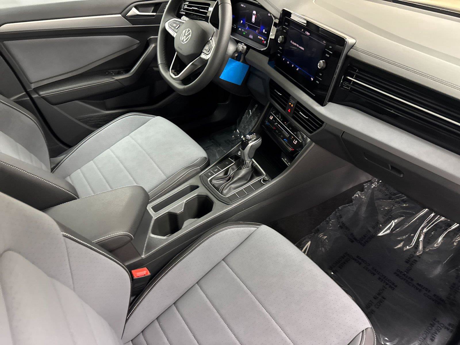 New 2026 Volkswagen Jetta SE FWD image 14