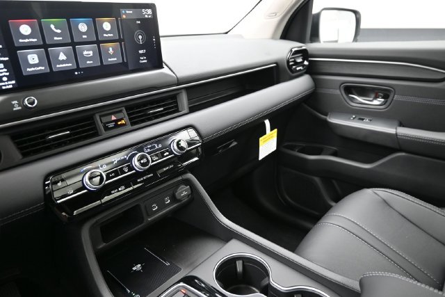 New 2026 Honda Pilot Touring image 32