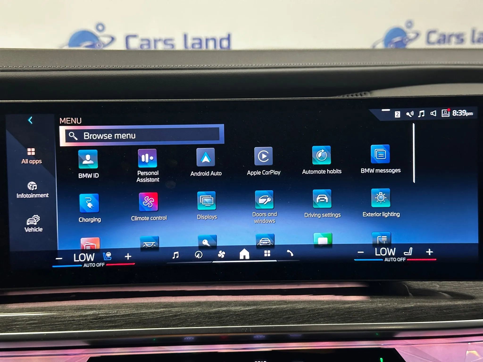 Used 2024 BMW i7 xDrive60 w/ Executive Package AWD/4WD image 44