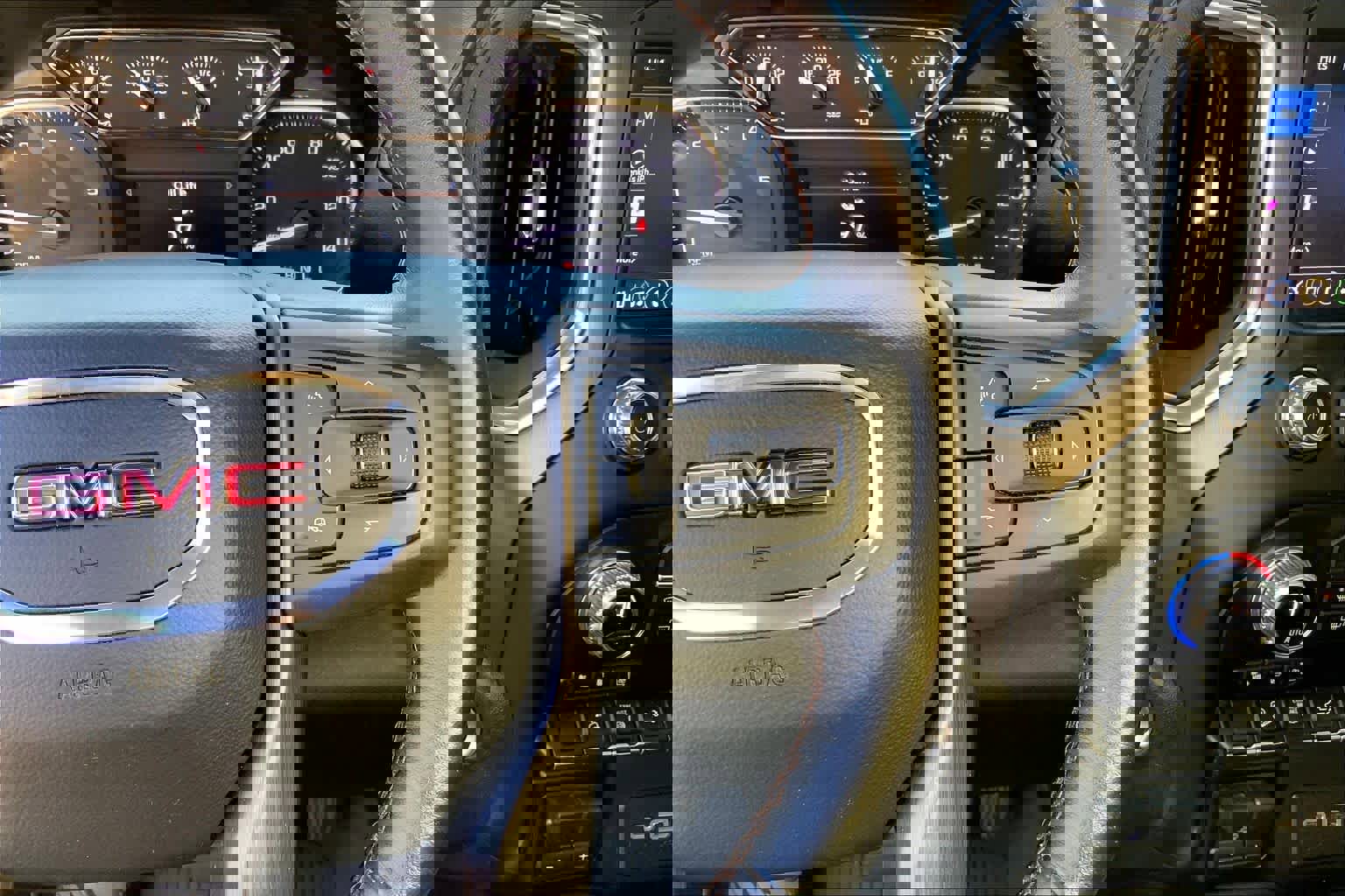 Used 2023 GMC Sierra 2500 AT4 w/ Gooseneck/5TH Wheel Package image 23