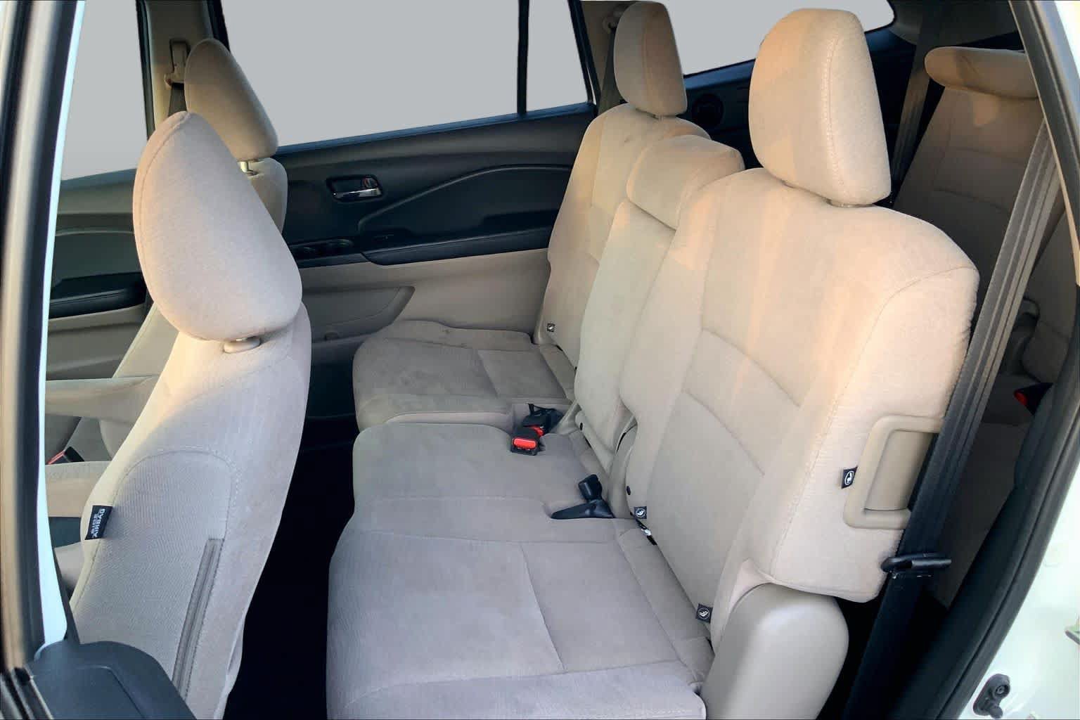 Used 2016 Honda Pilot EX image 19