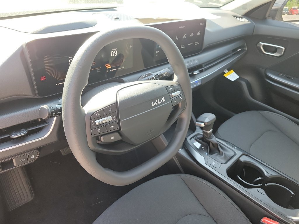 New 2026 Kia K4 FWD image 21