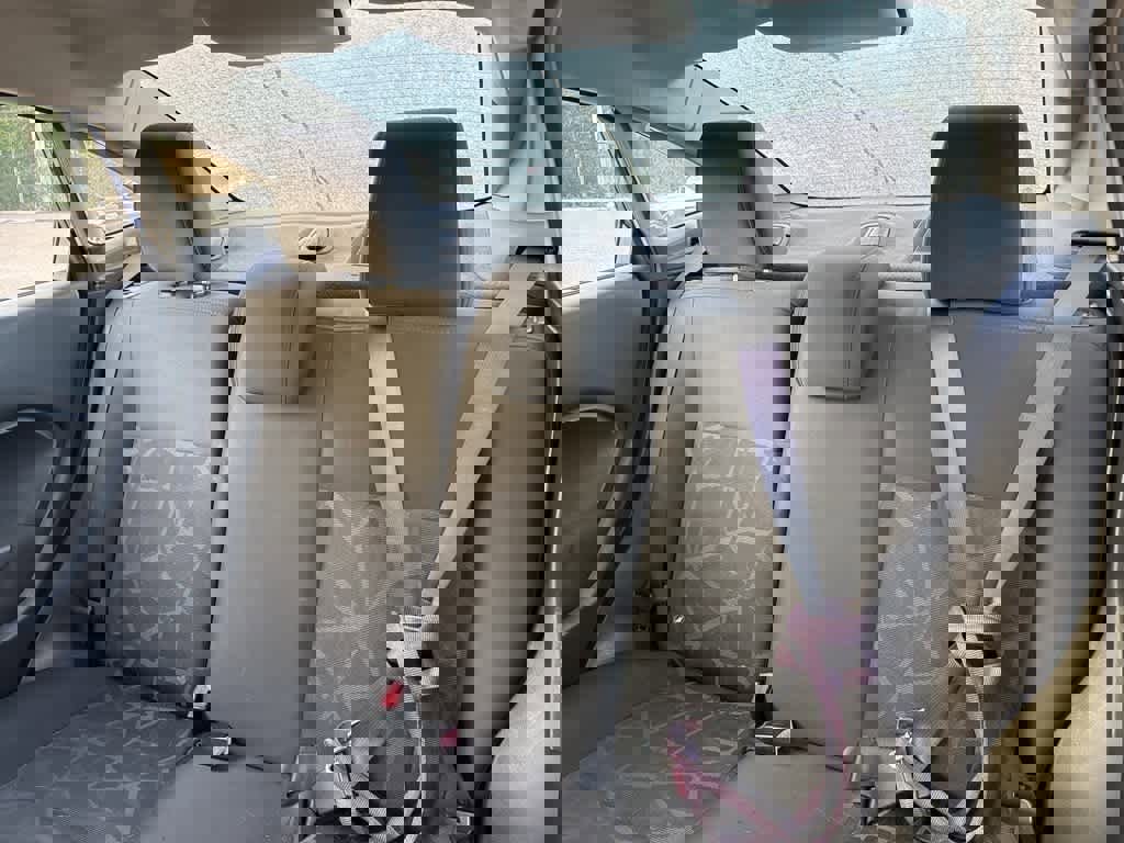 Used 2011 Ford Fiesta SE w/ 201A Rapid Spec Order Code image 10