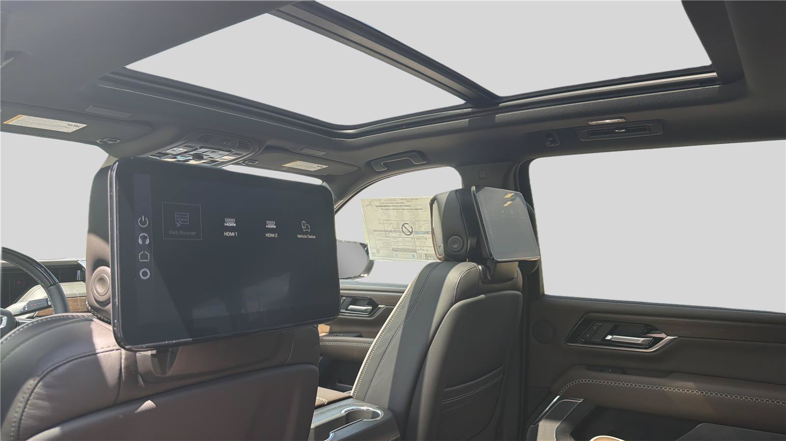 New 2026 GMC Yukon XL Denali Ultimate w/ LPO, Floor Liner Package AWD/4WD image 21