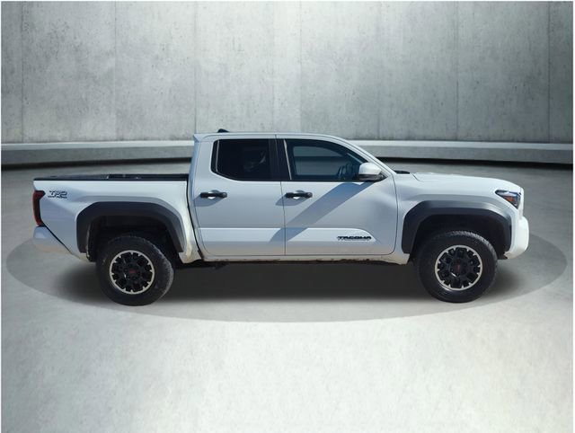 Used 2024 Toyota Tacoma TRD Off-Road image 7