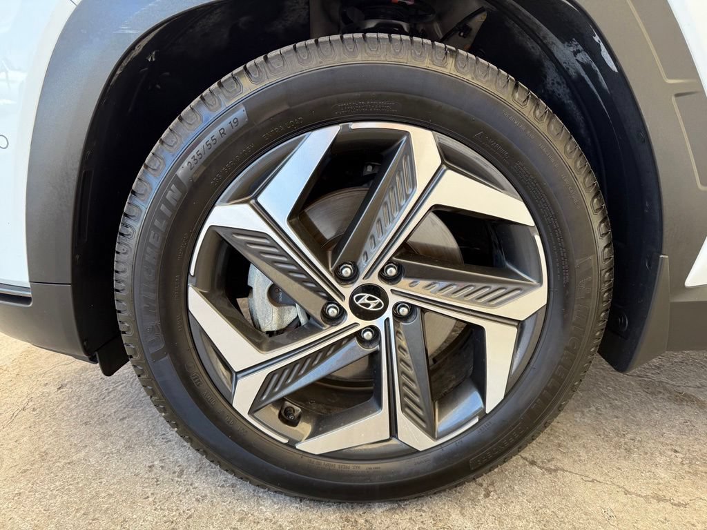 Used 2022 Hyundai Tucson Limited FWD image 11