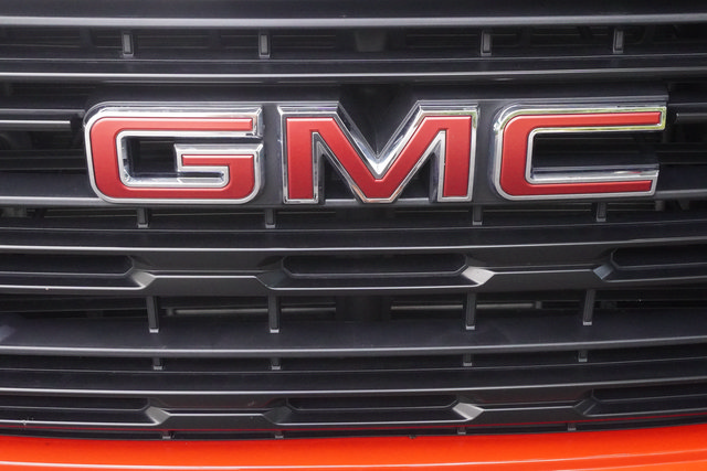 Used 2025 GMC Sierra 1500 Pro w/ Pro Value Package AWD/4WD image 37