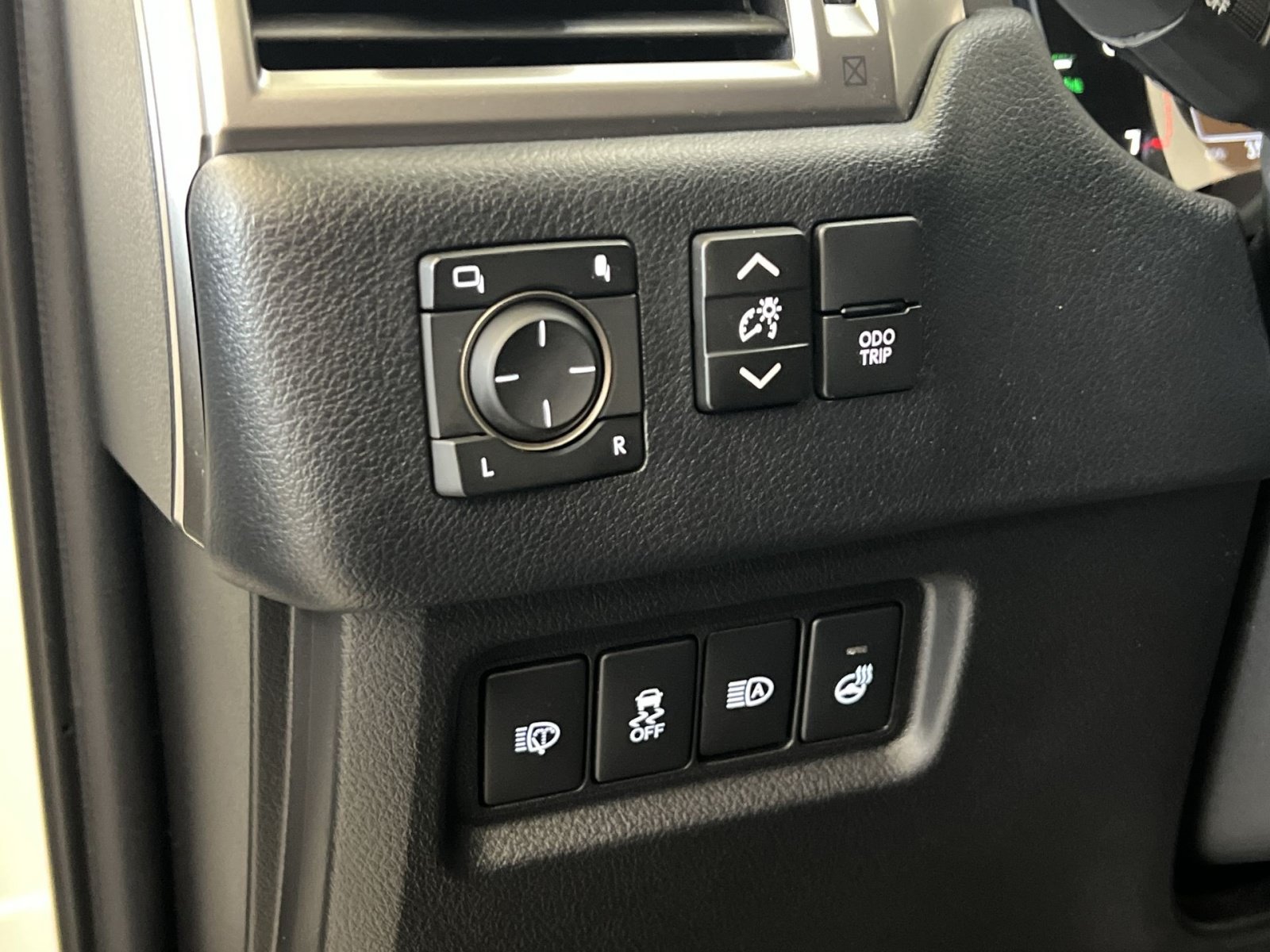 Used 2023 Lexus GX 460 Premium w/ Premium Package AWD/4WD image 39