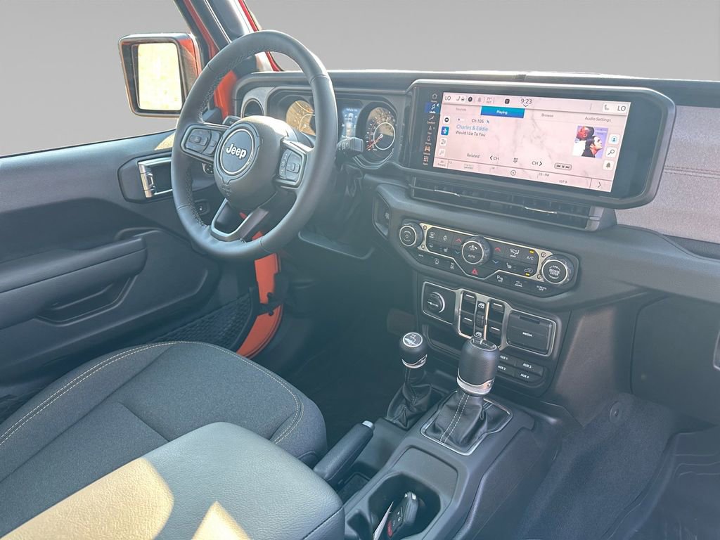 New 2025 Jeep Gladiator Sport image 19