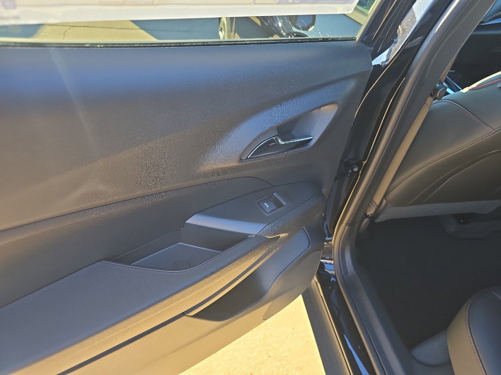 New 2026 Chevrolet Trax RS image 12