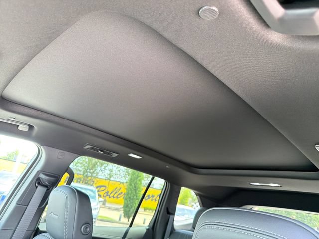 New 2026 Buick Enclave Avenir w/ Super Cruise Package FWD image 15