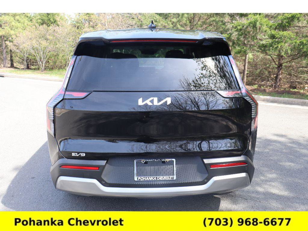 Used 2024 Kia EV9 Light Long Range image 6