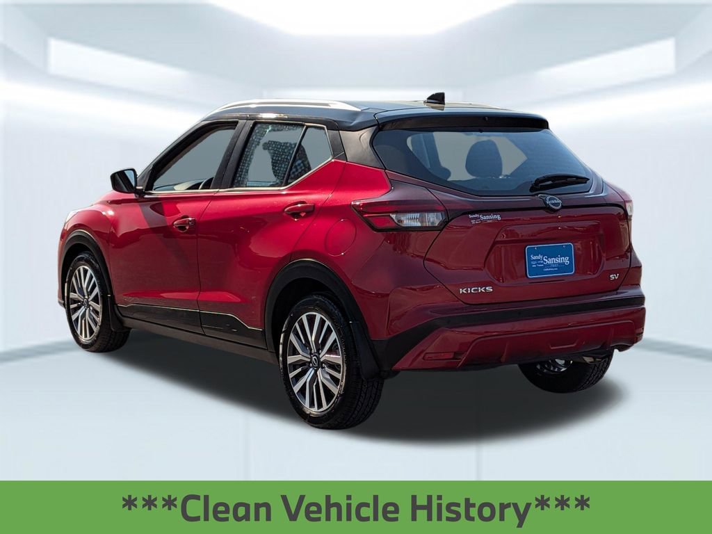 Used 2023 Nissan Kicks SV FWD image 4