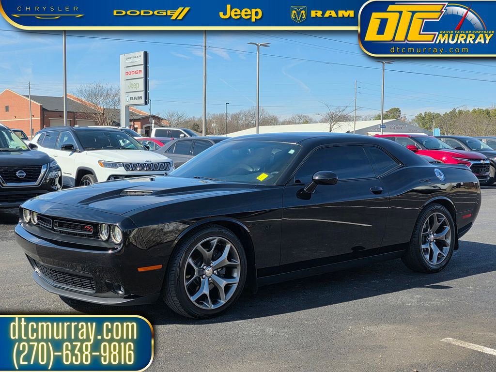Used 2015 Dodge Challenger R/T w/ Quick Order Package 22B R/T image 2