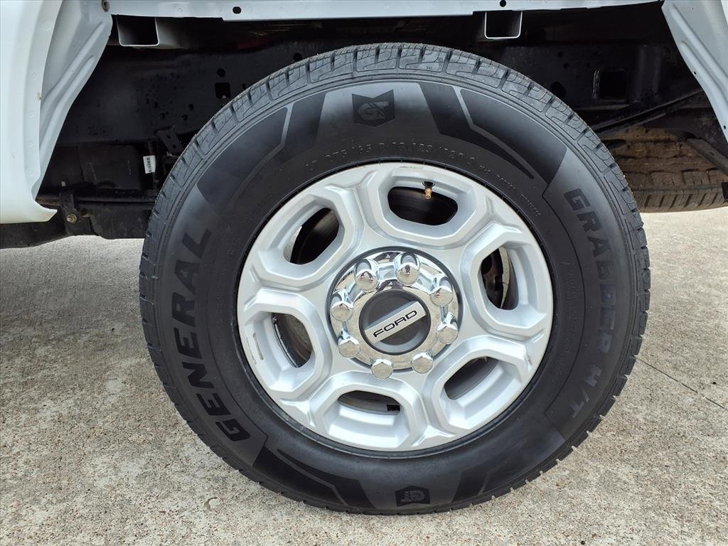 Certified 2025 Ford F250 XLT image 32