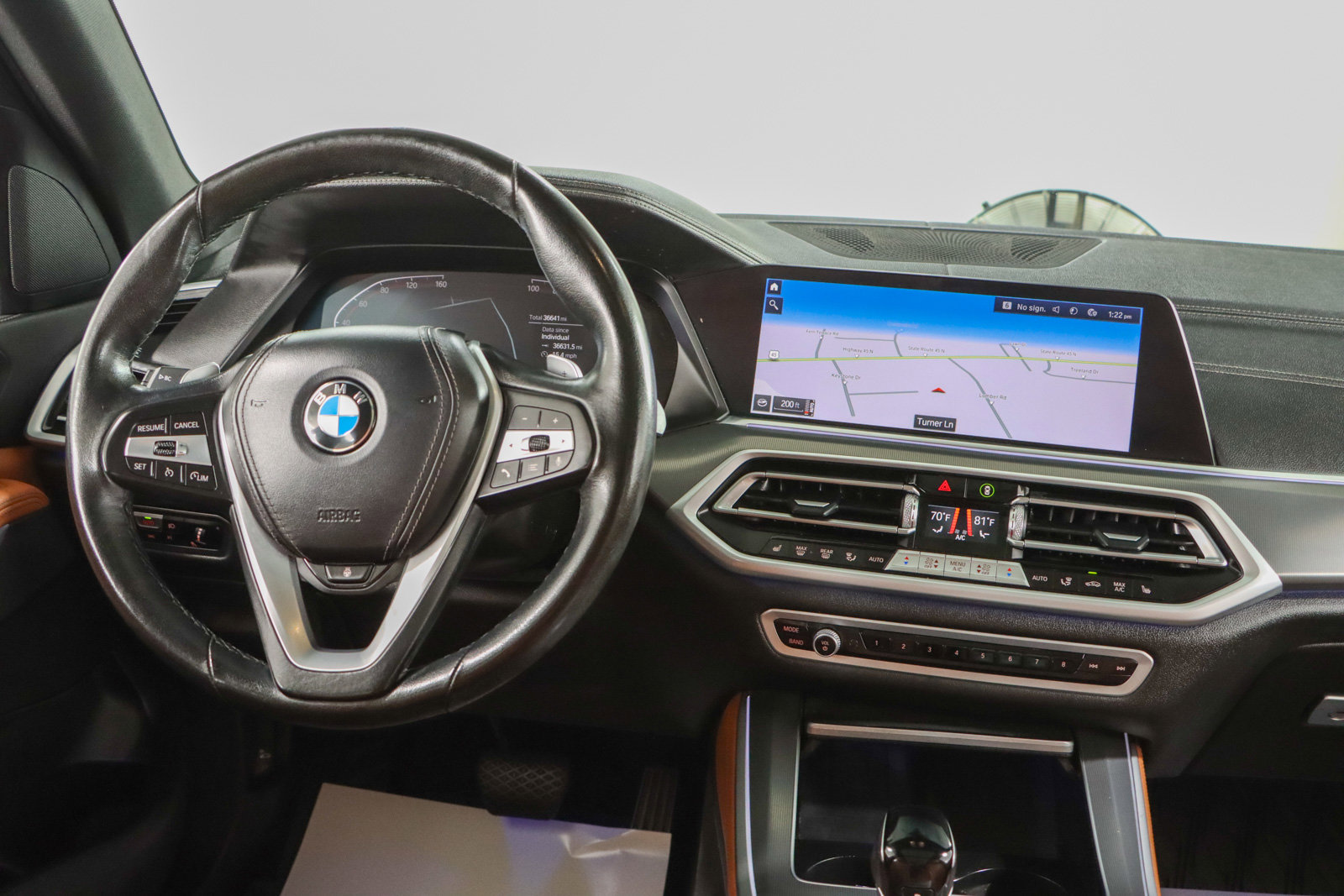 Used 2023 BMW X5 sDrive40i w/ Climate Comfort Package RWD image 17