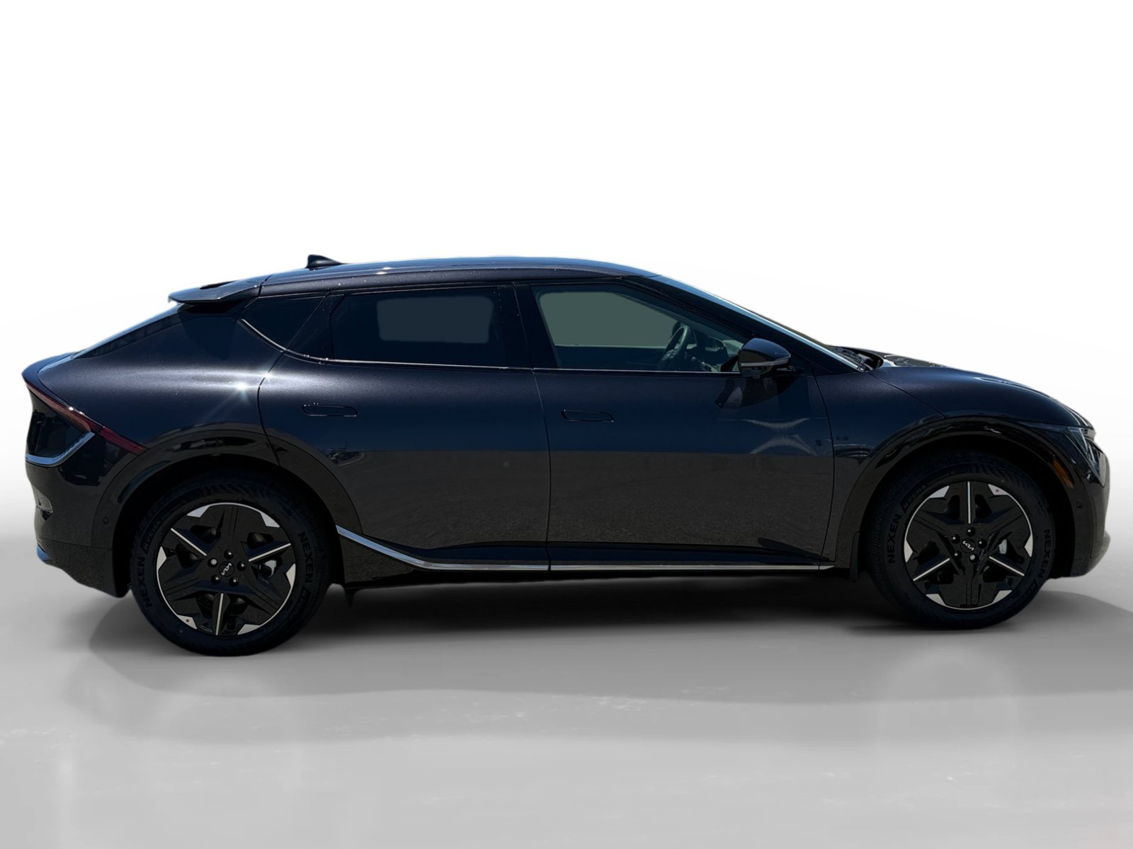 New 2026 Kia EV6 Wind RWD image 6