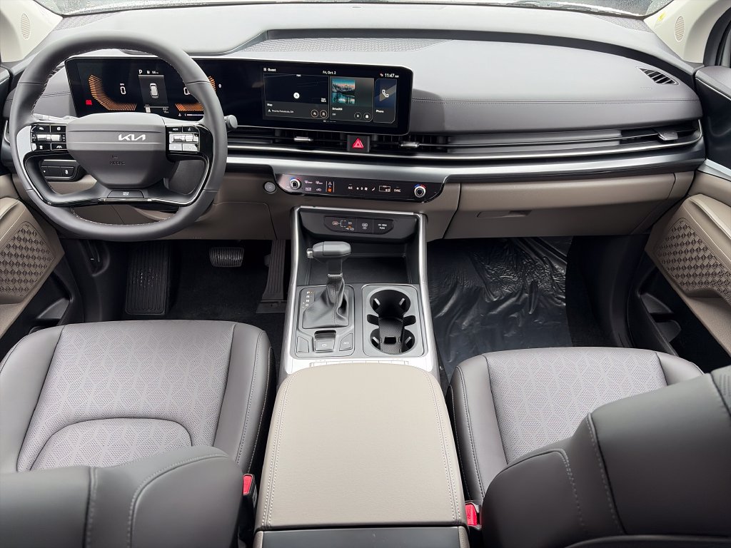 New 2027 Kia Carnival FWD image 10