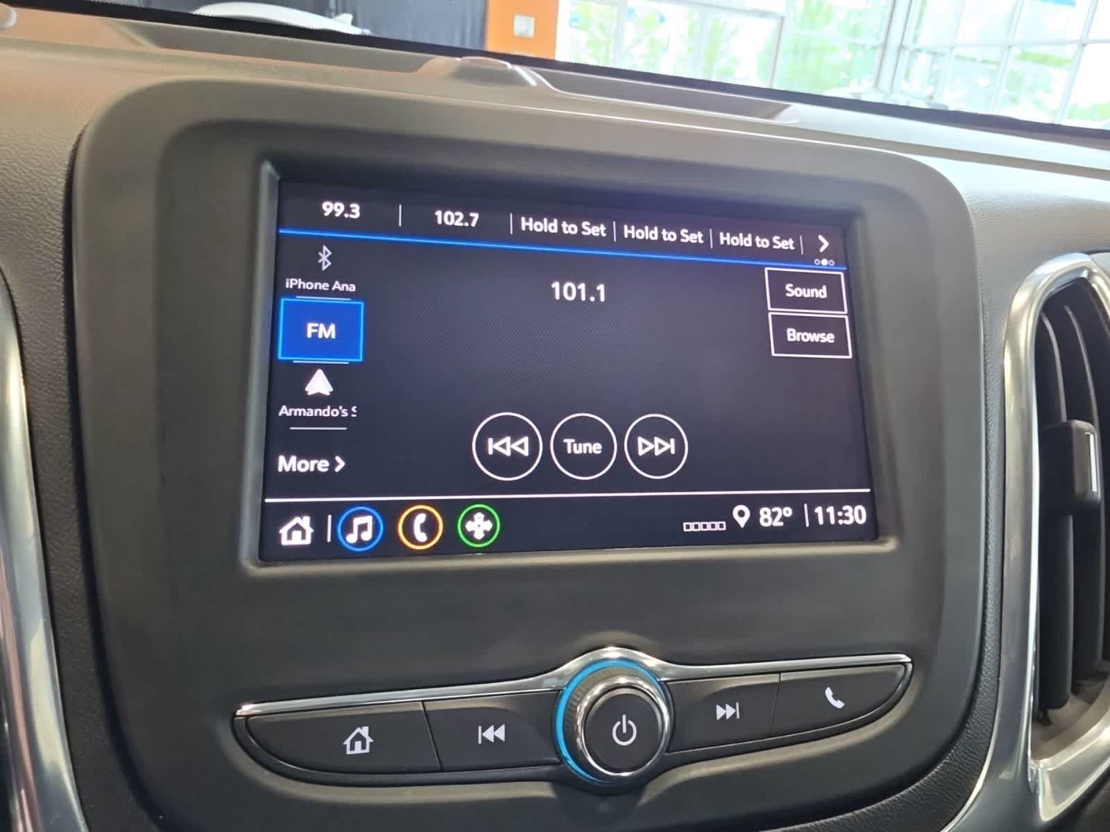 Used 2023 Chevrolet Equinox LT FWD image 25
