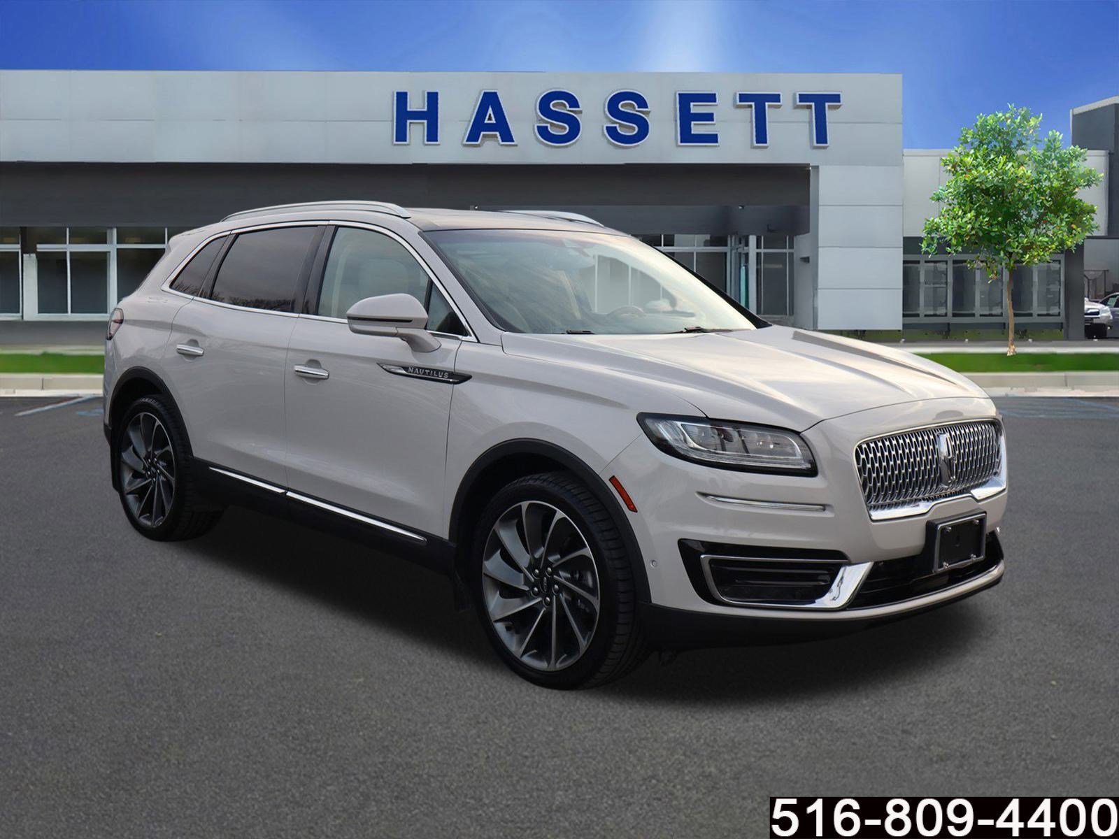 Used 2020 Lincoln Nautilus Reserve w/ Equipment Group 202A image 1