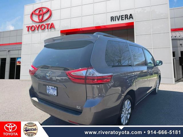 Used 2017 Toyota Sienna XLE Premium image 6